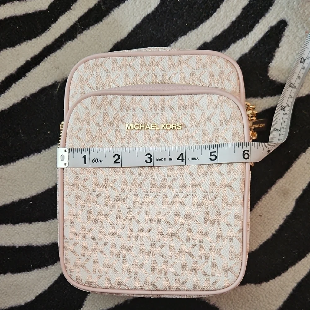 Michael Kors Light Pink Monogram Crossbody Bag - Picture 4 of 8